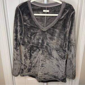 UGG Gray Plush Velour V Neck Long Sleeve Lounge Top Size L